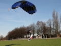 Fallschirmspringer Landebilder