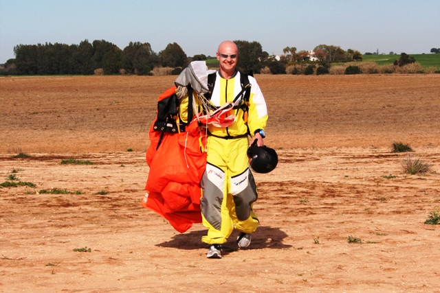 SkydiveSpain_Tag_02_13.jpg