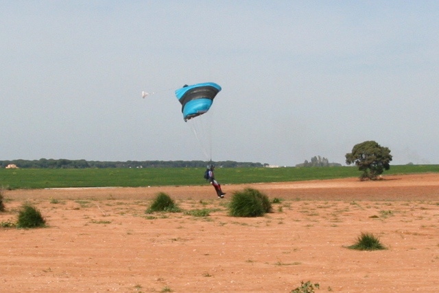 SkydiveSpain_Tag_05_11.jpg